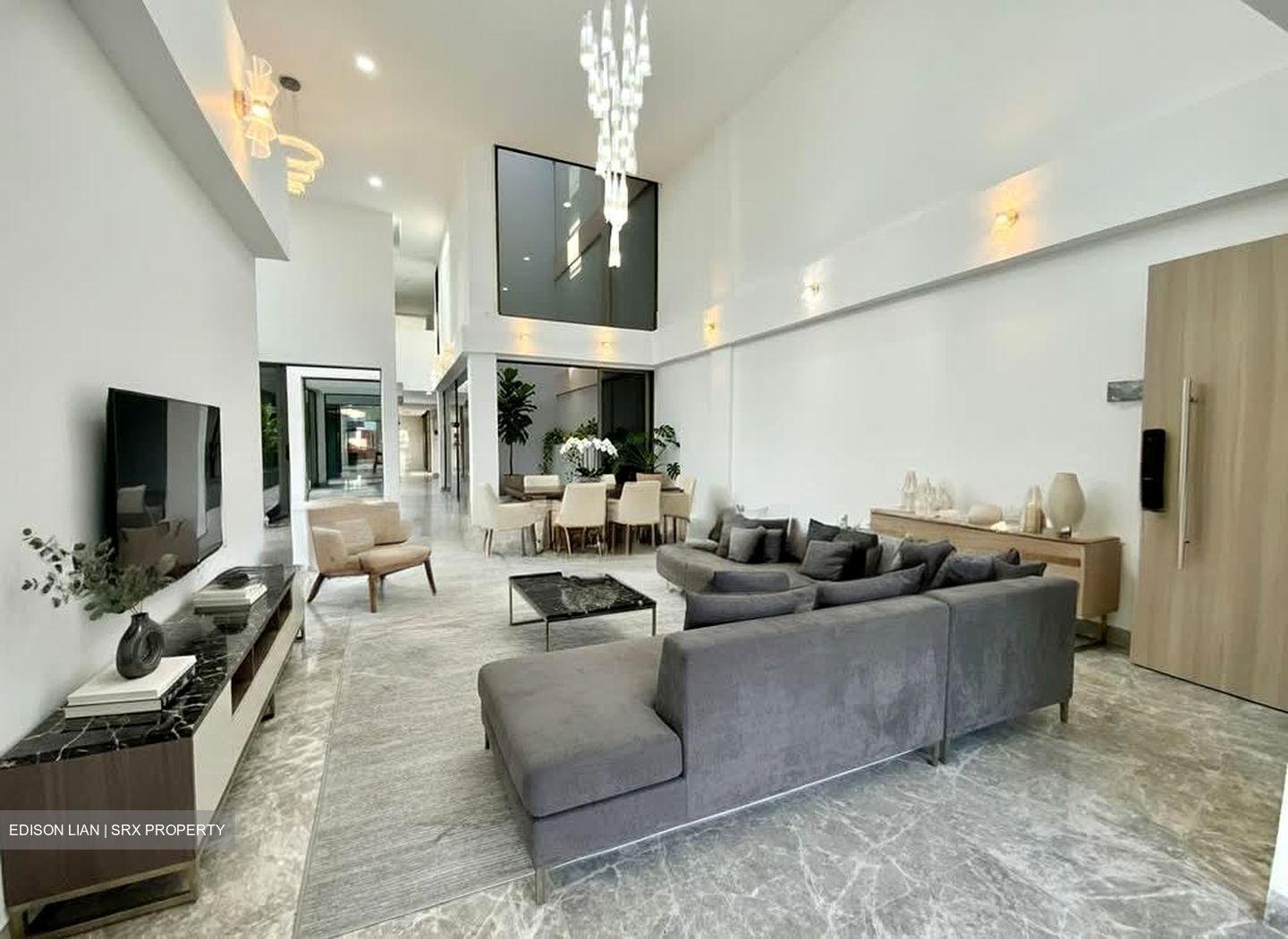 Jalan Yasin (D14), Semi-Detached #590968171